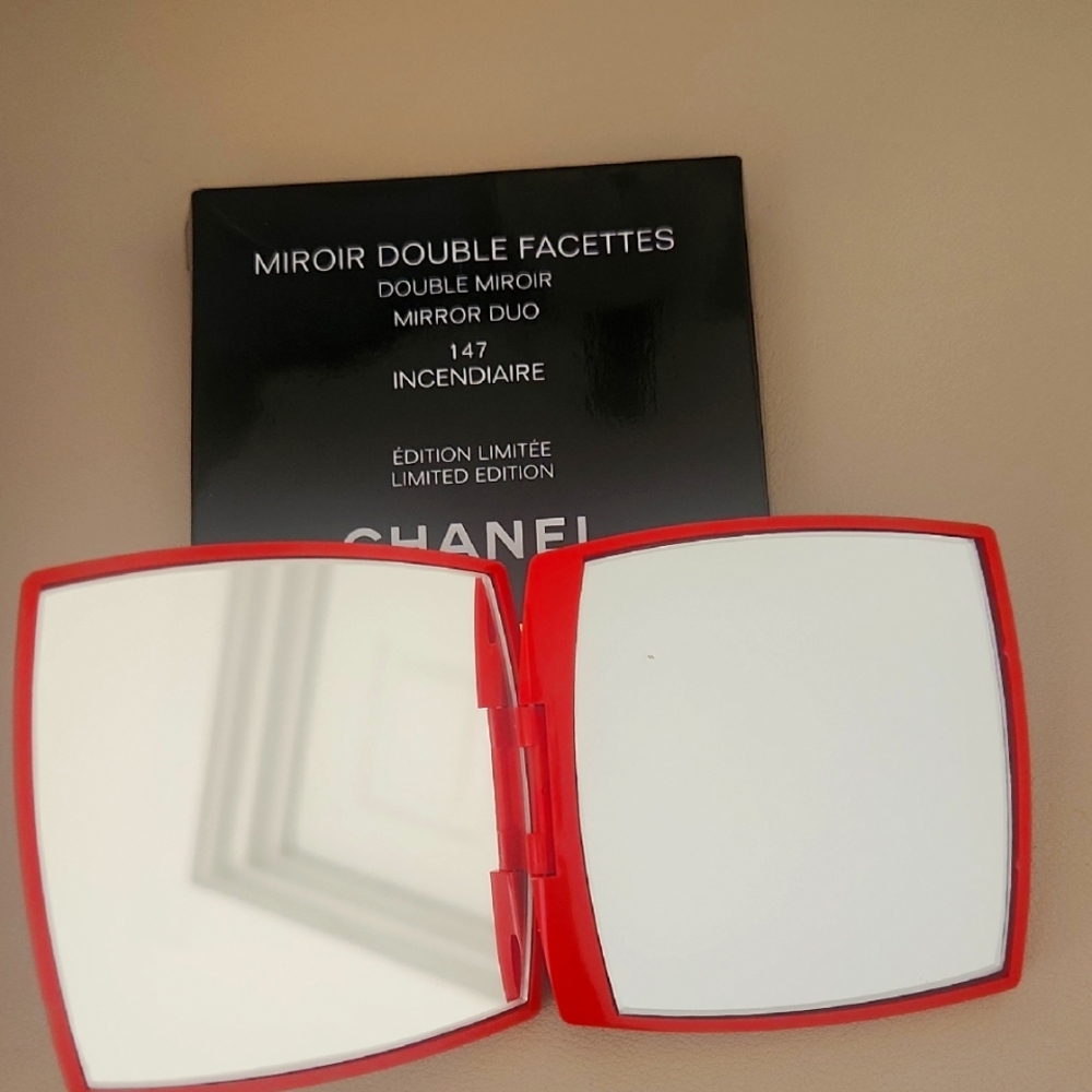 CHANEL Red Mirror Duo Limited Edition